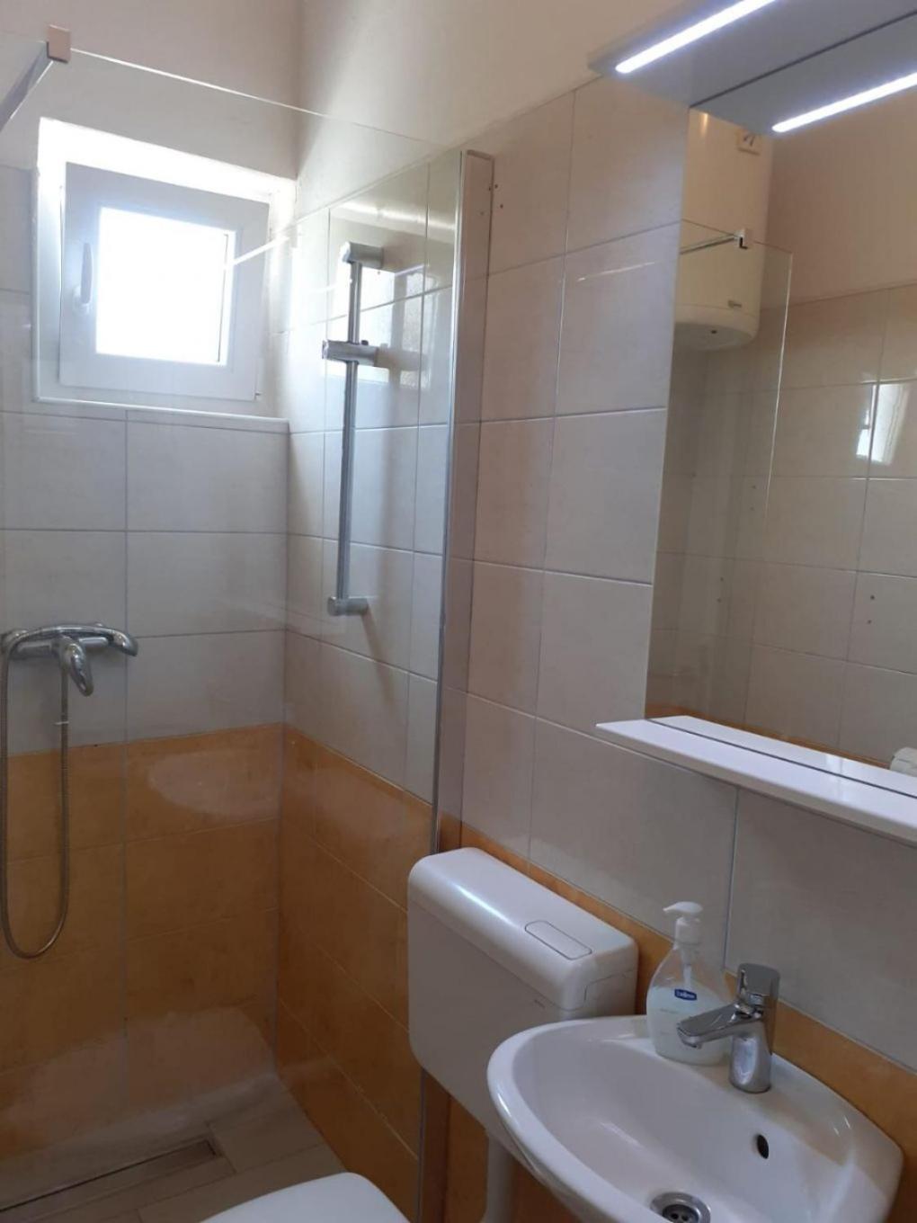 Apartment Jure บริสท์ ภายนอก รูปภาพ