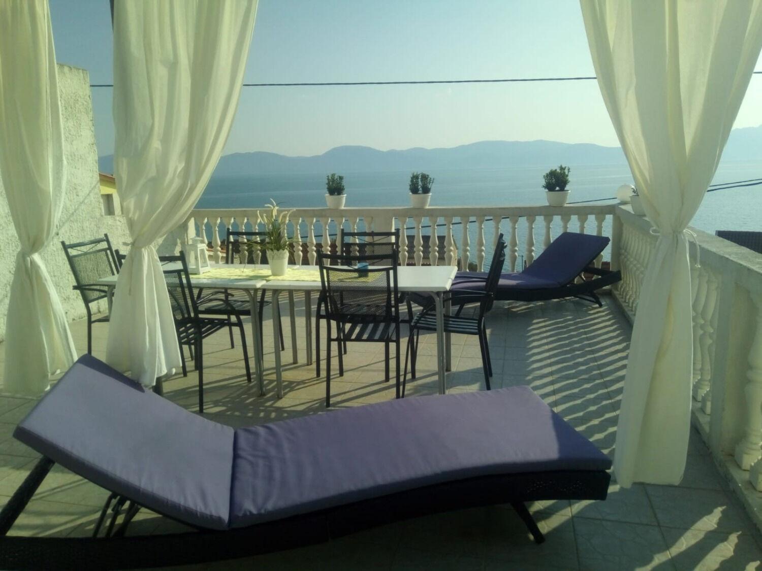 Apartment Jure บริสท์ ภายนอก รูปภาพ